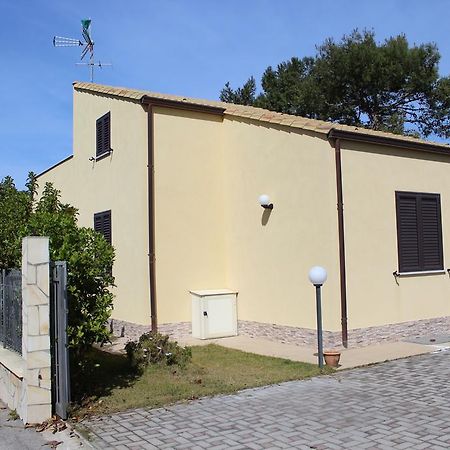 Casa Vacanze Roccella Beach Campofelice Di Roccella Extérieur photo