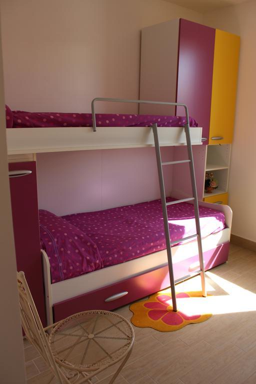 Casa Vacanze Roccella Beach Campofelice Di Roccella Extérieur photo
