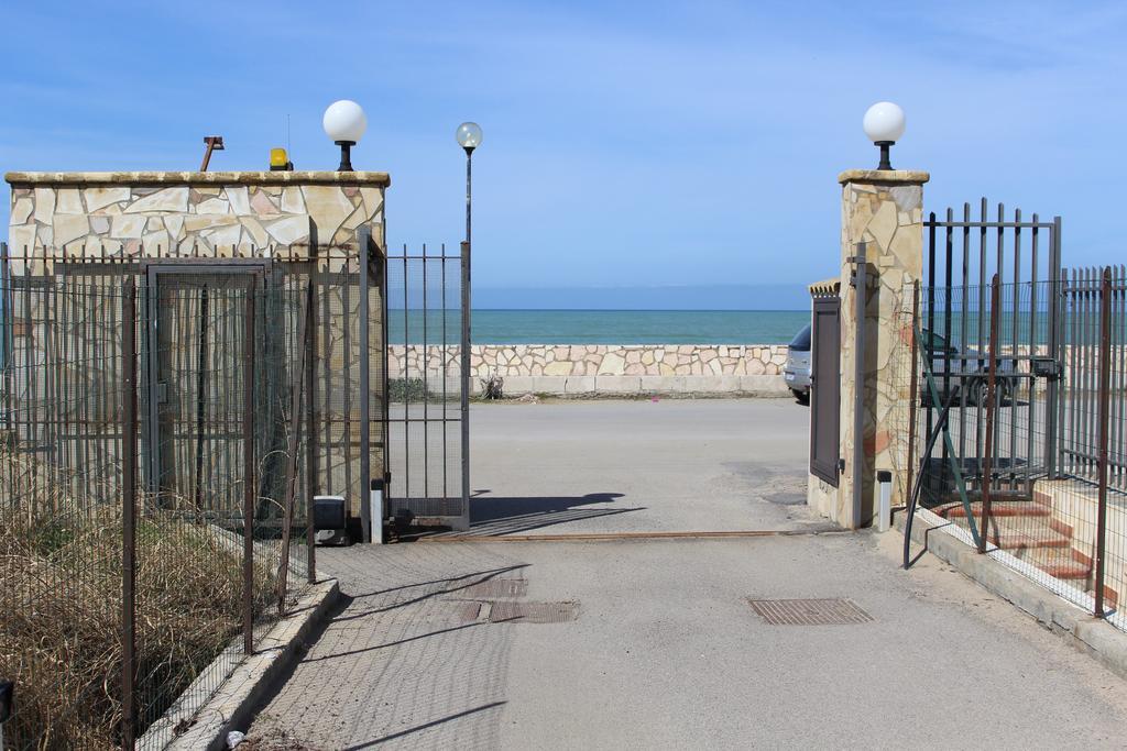 Casa Vacanze Roccella Beach Campofelice Di Roccella Extérieur photo