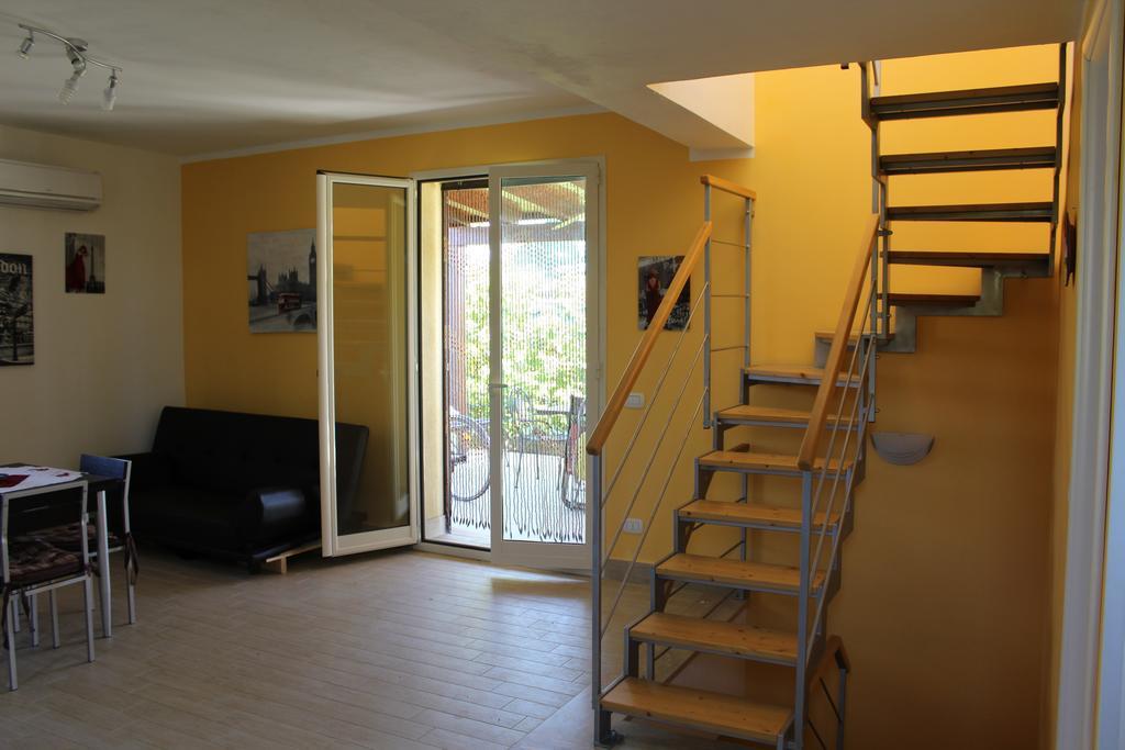 Casa Vacanze Roccella Beach Campofelice Di Roccella Extérieur photo